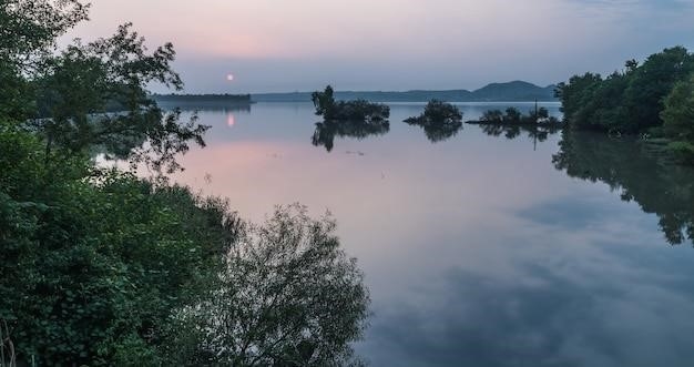 Bitwa nad rzeką Talas – tło